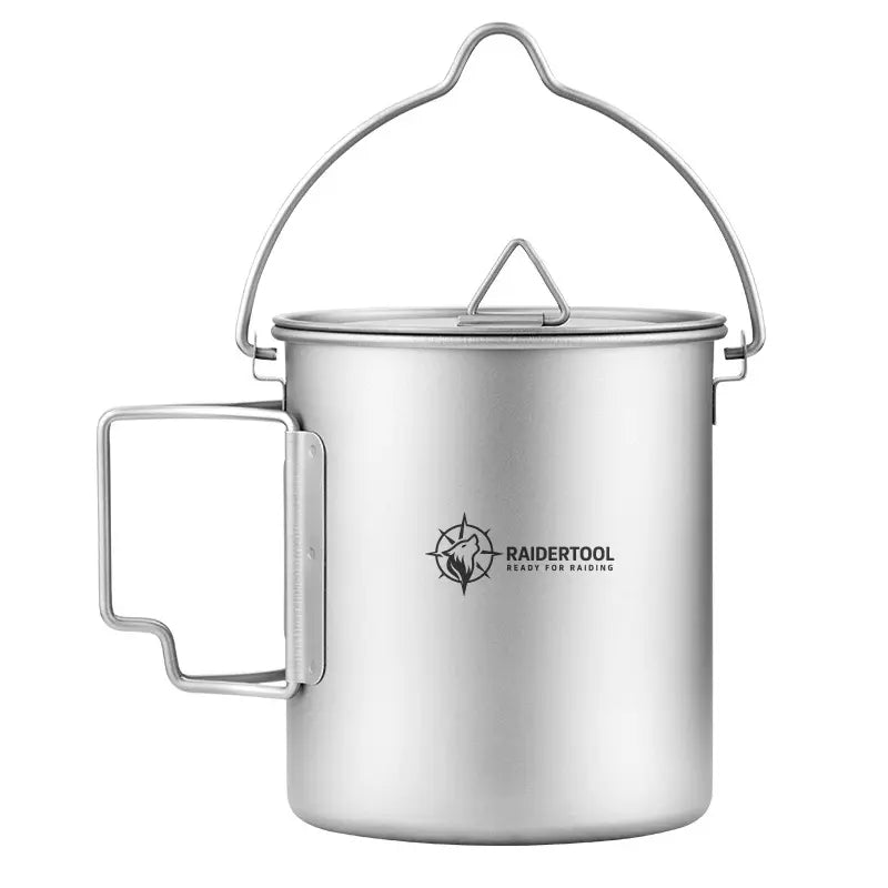 750ml Pot on white background
